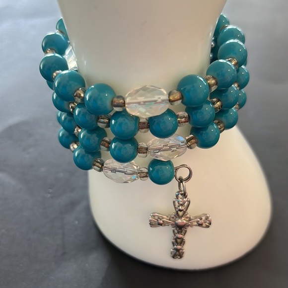 Wire wrap bracelet w/Cross Star glass beads - Picture 2 of 7